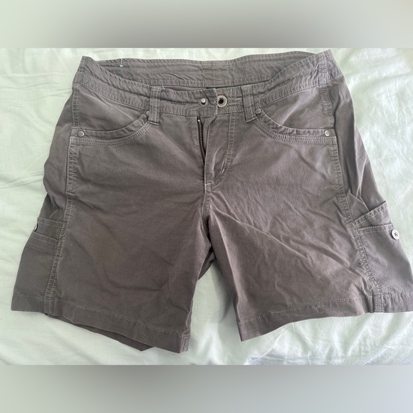 Kuhl Pants - Kuhl gray bermuda shorts Sz 6 women’s EUC